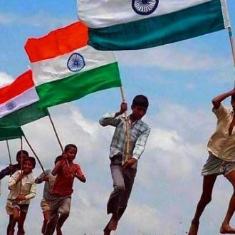 17- राष्ट्रध्वज हो सबसे ऊँचा