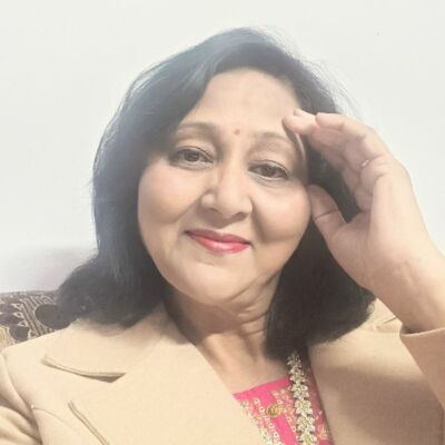 झूठ  को  सत्य  का आइना  देते हैं