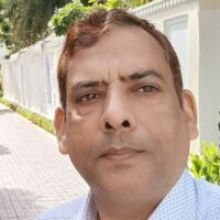 *काश युद्ध हो क्षण-दो क्षण का, सदियों युद्ध-विराम (गीत)*