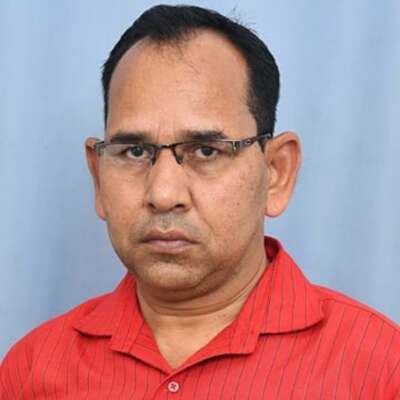 मजबूर हूँ यह रस्म निभा नहीं पाऊंगा