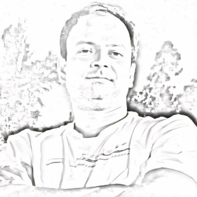 मन के आंगन में एक दीप जलाओ