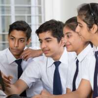 किसकी कश्ती किसका किनारा