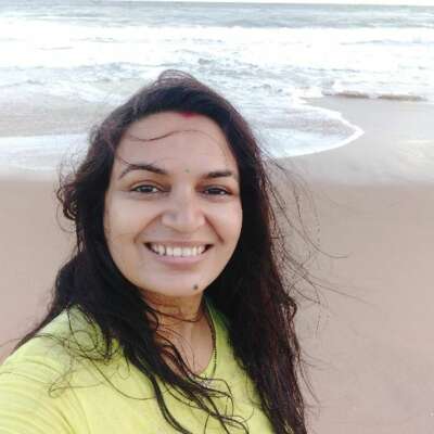 थोङी थोड़ी शायर सी