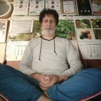 कुछ कमी हम में भी होगी