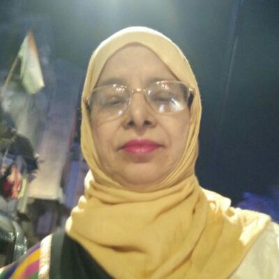 सोच लोगों की ,बस कयामत है