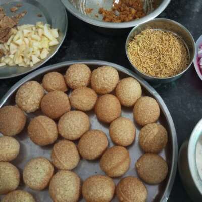 कैसे कहूँ....?