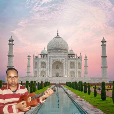 नकाबे चेहरा वाली, पेश जो थी हमको सूरत