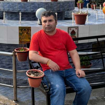 गिरगिट रंग बदलने लगे हैं