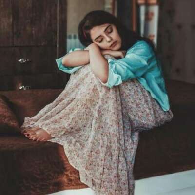 गम इतने दिए जिंदगी ने