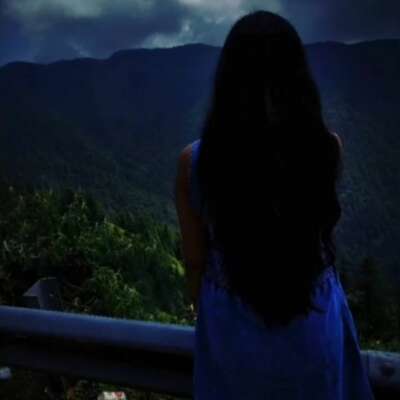 Just like a lonely star, I am staying here visible but far.