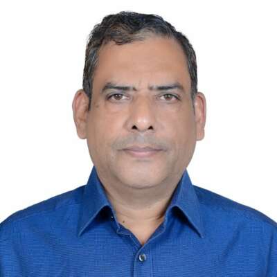 *हर क्षण मुस्कुराता है (मुक्तक)*