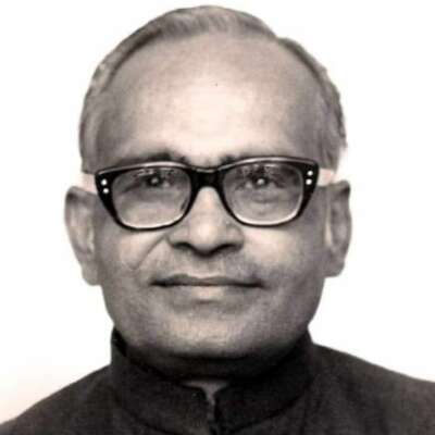 *देश-भक्ति के भावों का पर्याय बन गईं श्री रामावतार त्यागी की पंक्तियाँ*