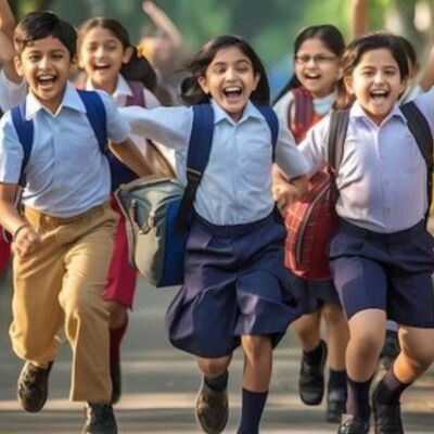 शीर्षक - छुट्टी हो गयी खत्म तुम्हारी**