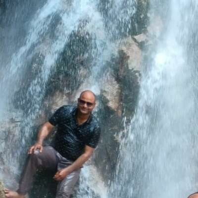 कुछ तुम बदलो, कुछ हम बदलें।