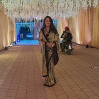 जब मेले ने देखा चुड़ियों से मिल 