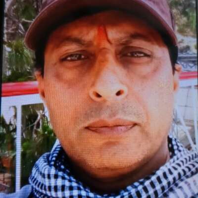 *गुरूर जो तोड़े बानगी अजब गजब शय है*