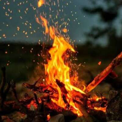 ✍️आग तो आग है✍️