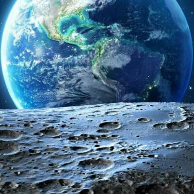 मैं धरा सी