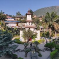 आओ बैठें पास