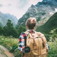 कविता के प्रेरणादायक शब्द ही सन्देश हैं।