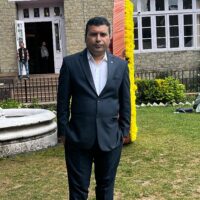 अपनों की जीत