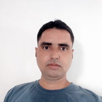 तुम्हारे अवारा कुत्ते