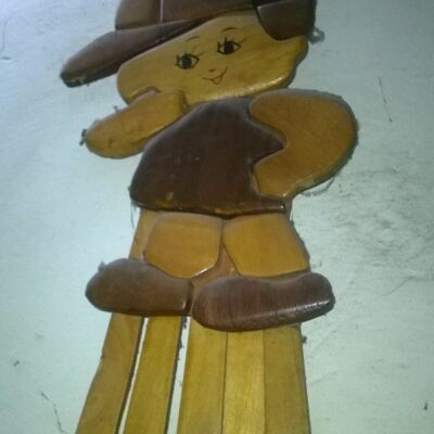 जिनको थोड़ी-सी बारिश लगे सनसनी