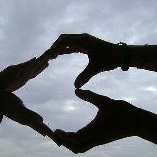 नमी आंखे....