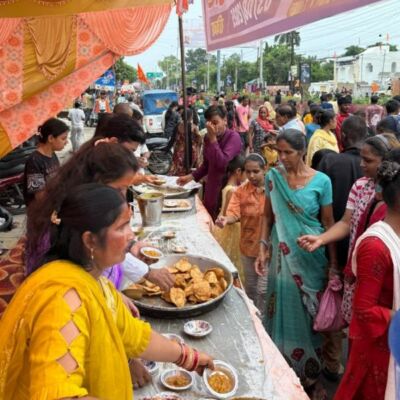 *भंडारे लो कर रहे, स्वागत बारंबार (कुंडलिया)*