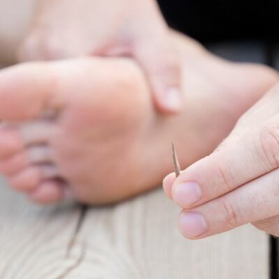 23-निकला जो काम फेंक दिया ख़ार की तरह