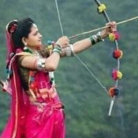 हमें नारी समझ मत आँकना कम