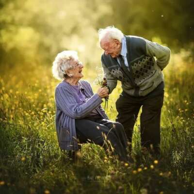 झुर्रियों तक इश्क़