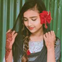 इतना क्यों व्यस्त हो तुम