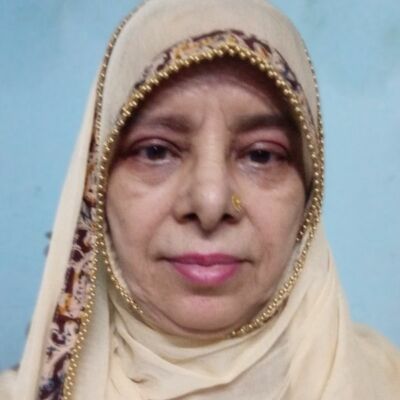 ग़ज़ल _ रोज़ तन्हा सफ़र ही करती है ,