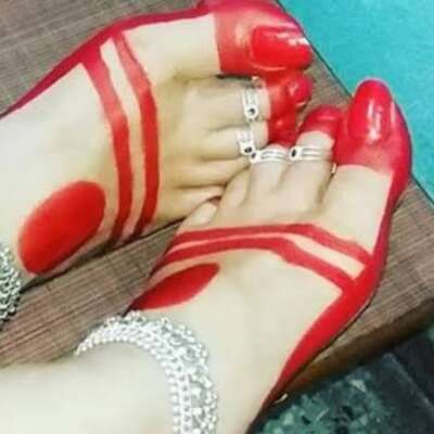 আমায় নূপুর করে পরাও কন্যা দুই চরণে তোমার