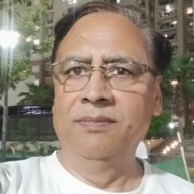 अरे कुछ हो न हो पर मुझको कोई बात लगती है।