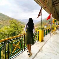 काश बदलती ऋतुओं संग, मौसम मन का भी बदल जाता,