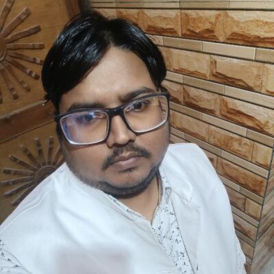 उनसे श्रद्धा है मन से।