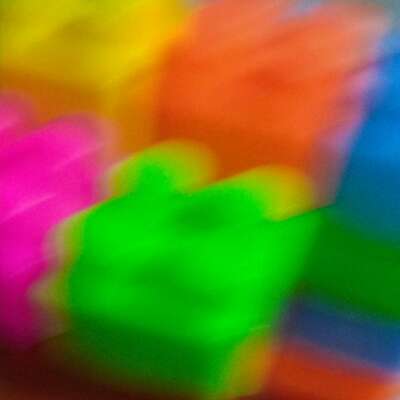 जीने दो मुझे अपने वसूलों पर