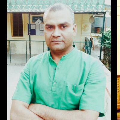 मैं स्वयं में तुमको जगाने लगा