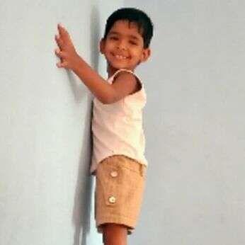 रंगीला बचपन