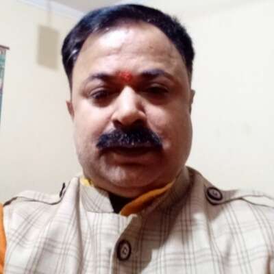 दान किसे