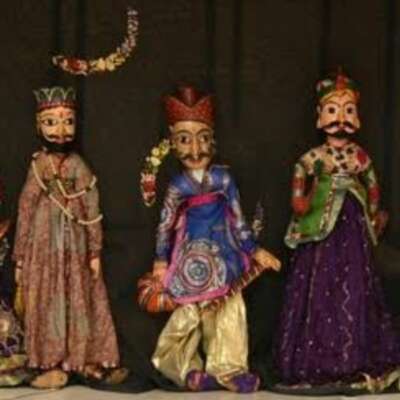 ✍️लोग कठपुतली से...!✍️