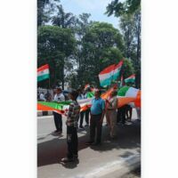 *लेकर ग्यारह सौ फिटा, चले तिरंगा-शान (कुंडलिया)*