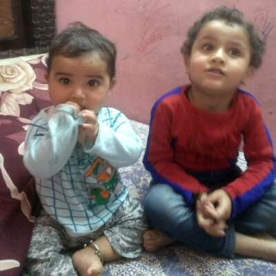 भाइयों के बीच प्रेम, प्रतिस्पर्धा और औपचारिकताऐं