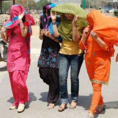 लो फिर गर्मी लौट आई है