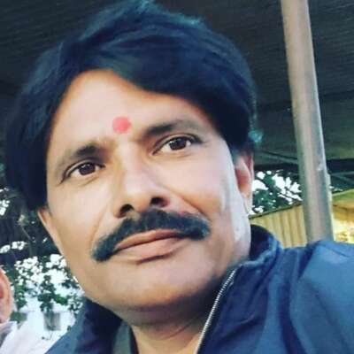 जाने क्या-क्या ? / (गीत)