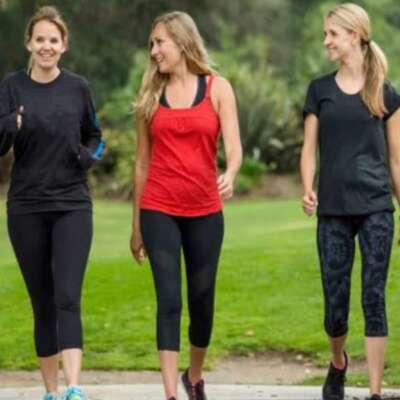 चलो जिंदगी का कारवां ले चलें