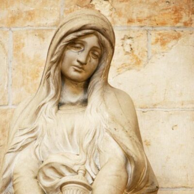 औरत बुद्ध नहीं हो सकती