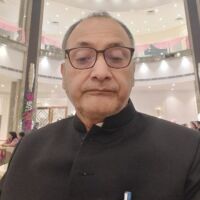 आनंद किसमें है वत्स,! पोस्ट में या कमेंट में?